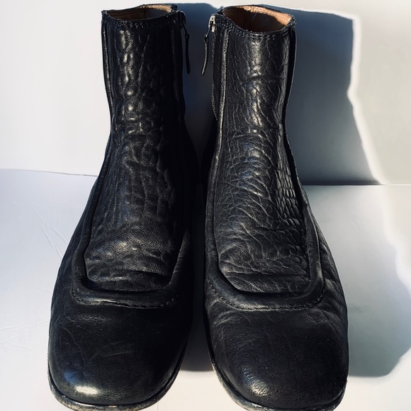 Gucci Other - GUCCI Men’s Black Boots - Size 9 1/2